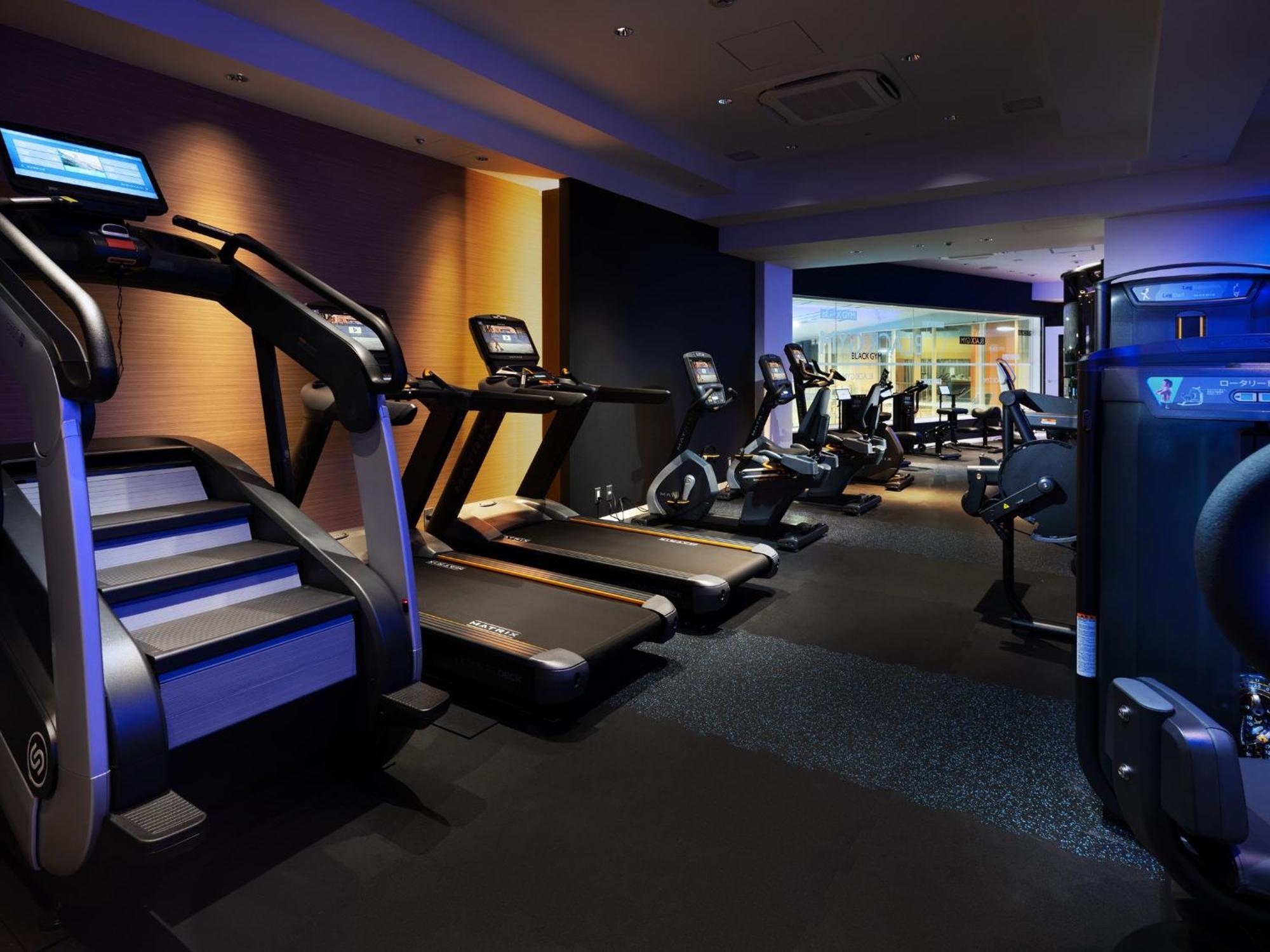 Hotel New Otani Tokyo The Main Экстерьер фото The gym at the hotel
